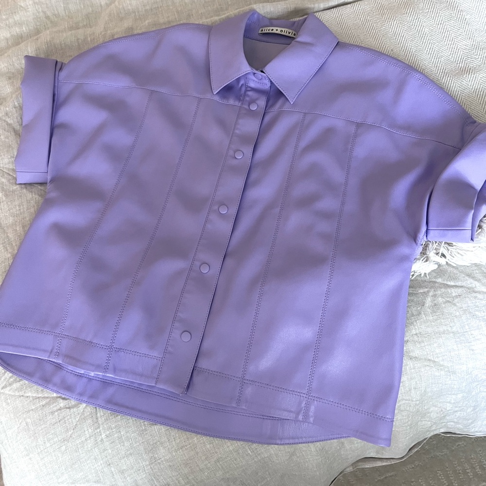 Alice + Olivia Edyth Vegan Leather Button Down Shirt in Lavendar